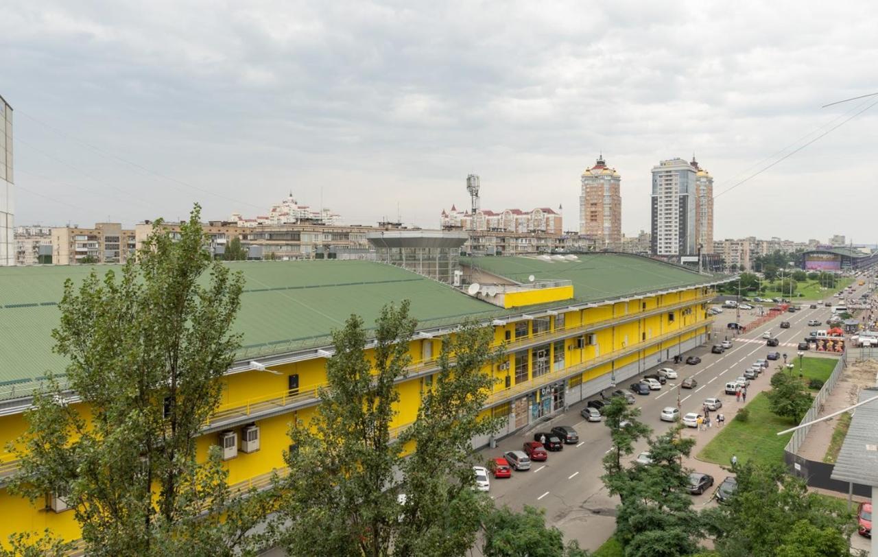 Чудова Квартира Для Відпочинку І Роботи На Оболоні Kyjev Exteriér fotografie